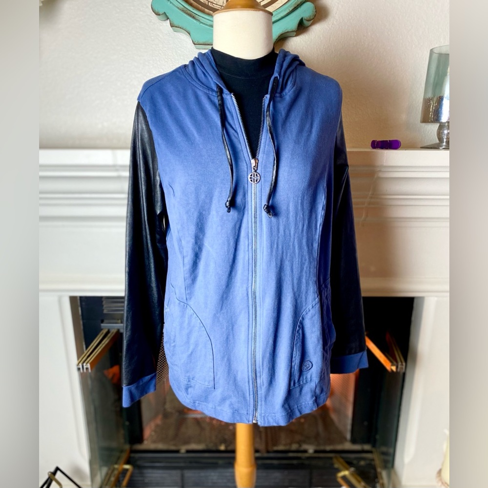 Linea Leisure by Louis Dell'Olio Zip Hoodie